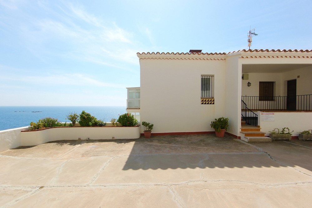 Apartment in Roses Near Canyelles Beach