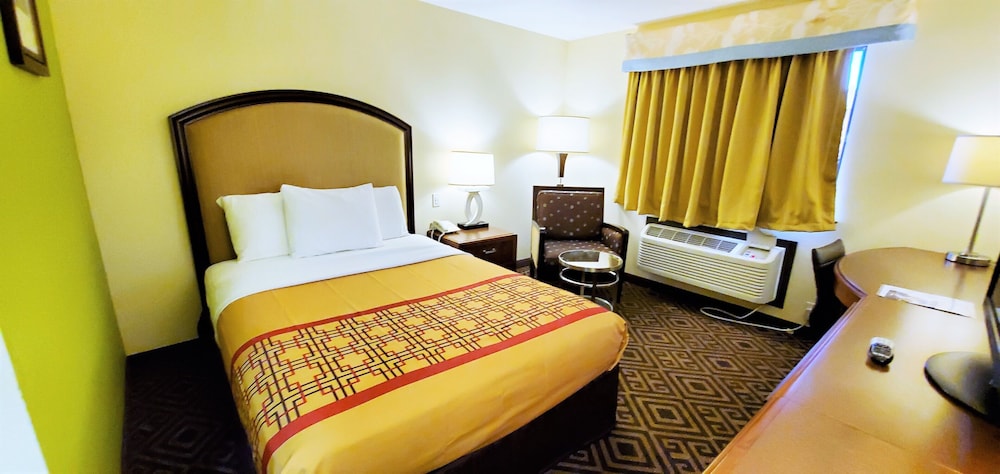 Travel Inn & Suites - Sikeston/Miner (i-55 Exit-67)