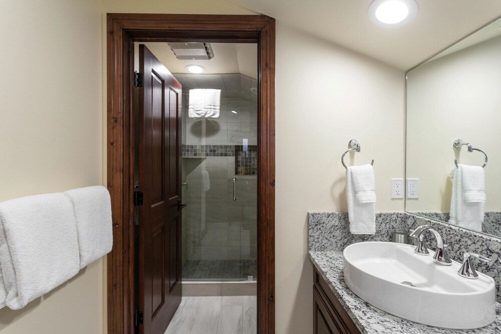 Trail's End Lodge at Deer Valley Resort - Four Bedroom Residence with Spa #505 4 Condo