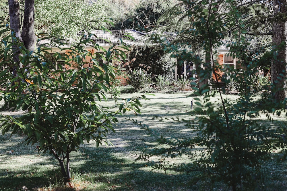 ACRED FARM