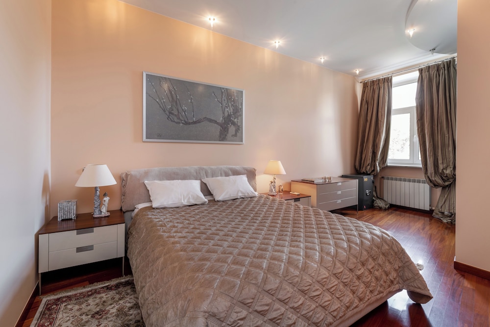 Elegant apartment in the city center
