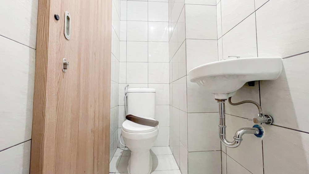 Simple Look Studio (No Kitchen) At Bandaraya - Tallasa City Makassar Apartment