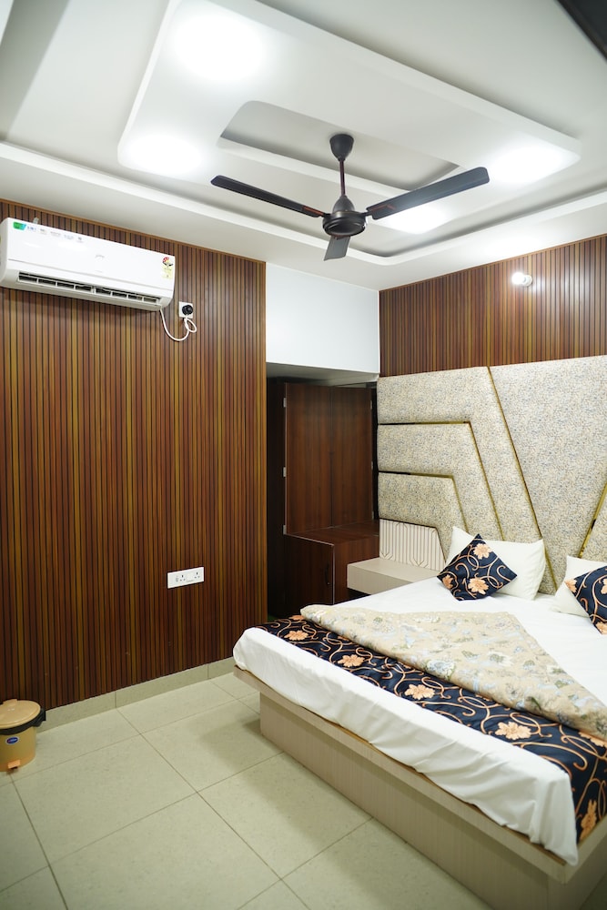 Hotel Mero Vrindavan