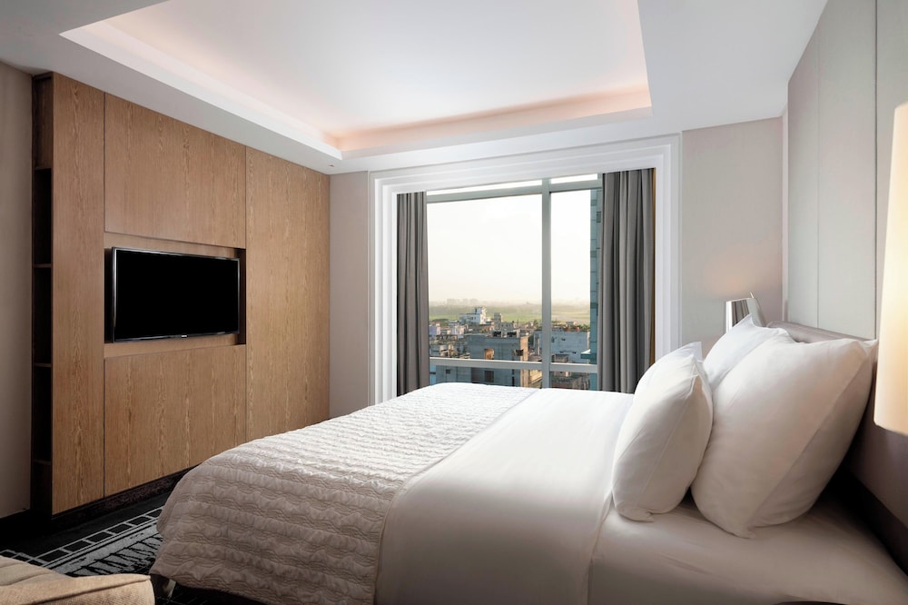 Le Meridien Dhaka