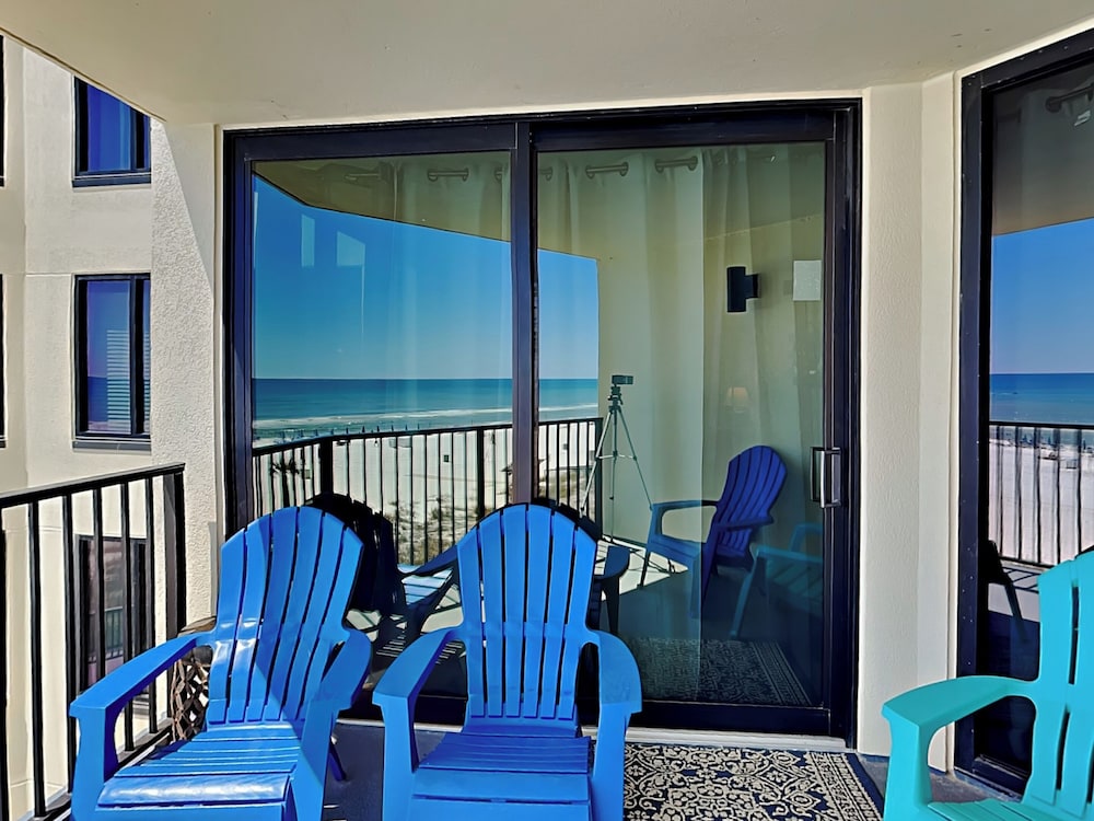 Sunbird Beach Resort #307 West by Resort Collection