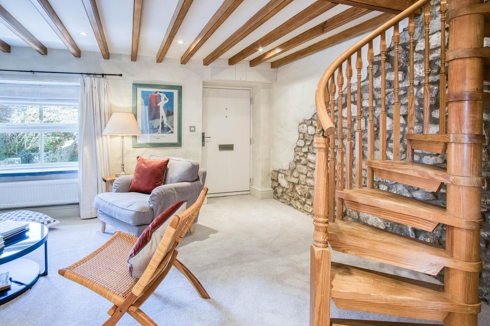Fern Cottage - 2 Bedroom Cottage - St. Florence