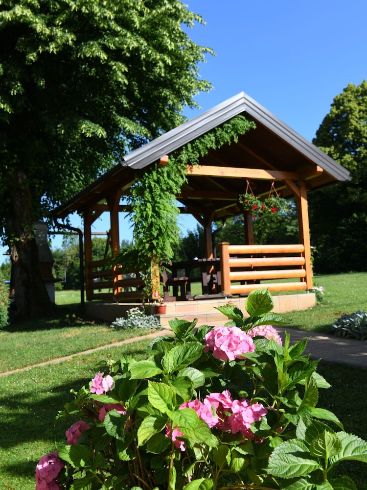 Garden Apartment Near Near Plitvicka Lake view 4