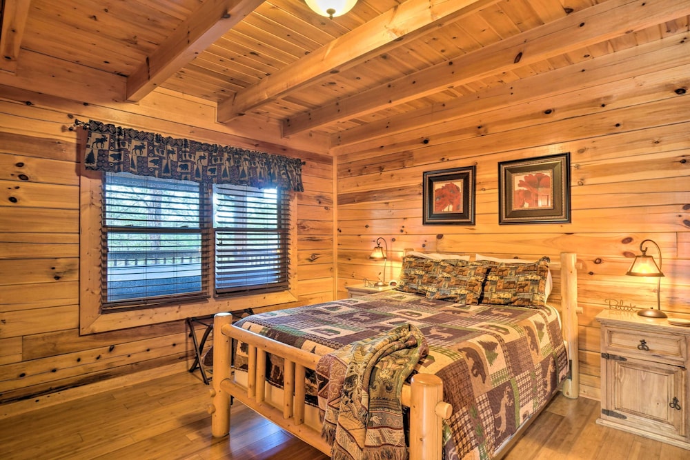 Inviting Sevierville Cabin w/ Deck & Hot Tub! view 4