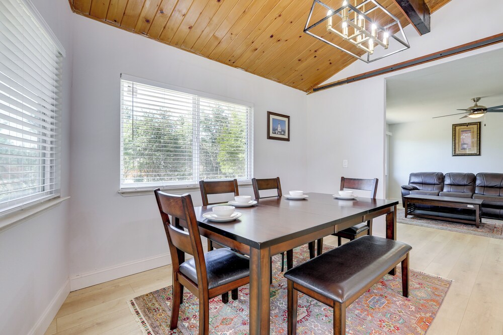 4 Mi to Folsom Lake: Modern Home w/ Patio!