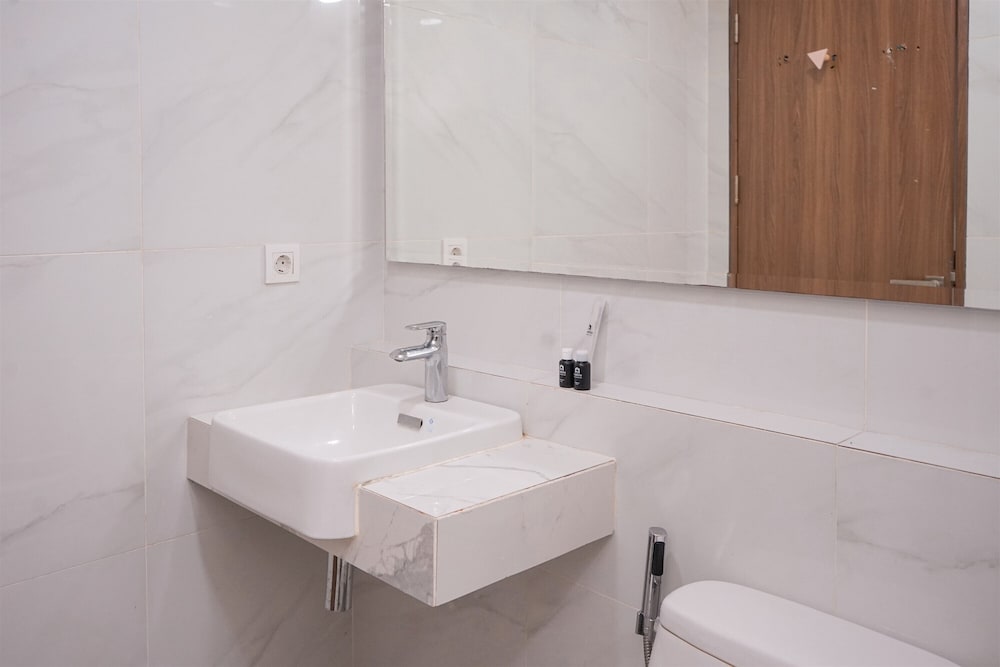 Warm And Cozy 1Br At The Smith Alam Sutera Apartment