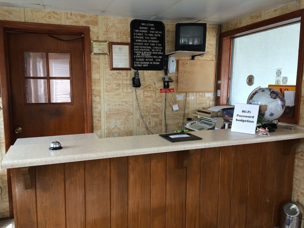 Budget Inn