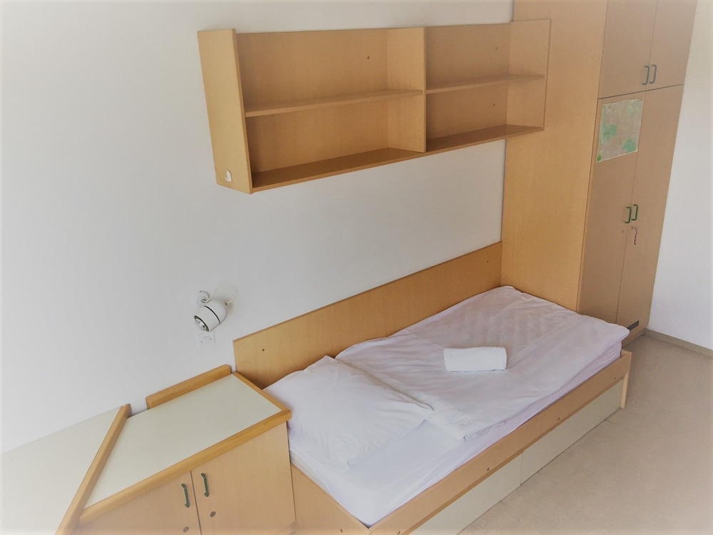 Summer Residence - Hostel view 4