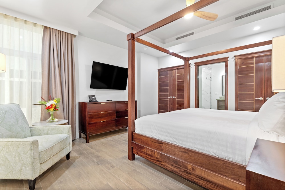 Royal Kahal Beach Resort