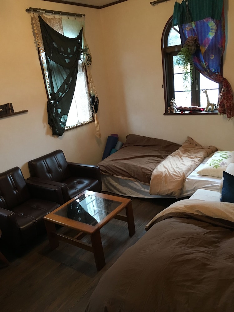 Sansaro Cafe & guest house view 3