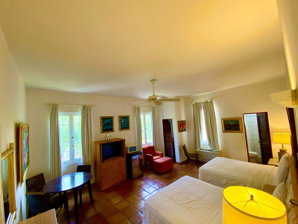 At Wind Chimes Boutique Hotel - Property Image 24