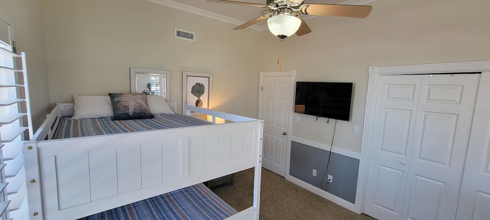 121 Snapper By The Sea 4 Bedroom Home
