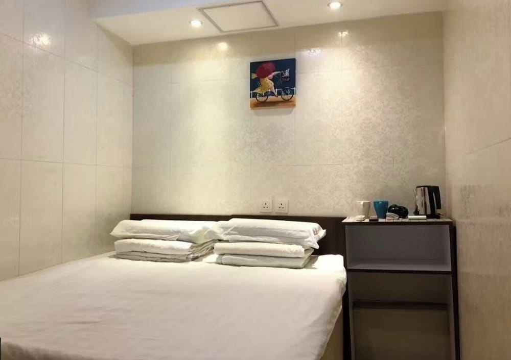 Hong Kong Full Harvest Inn