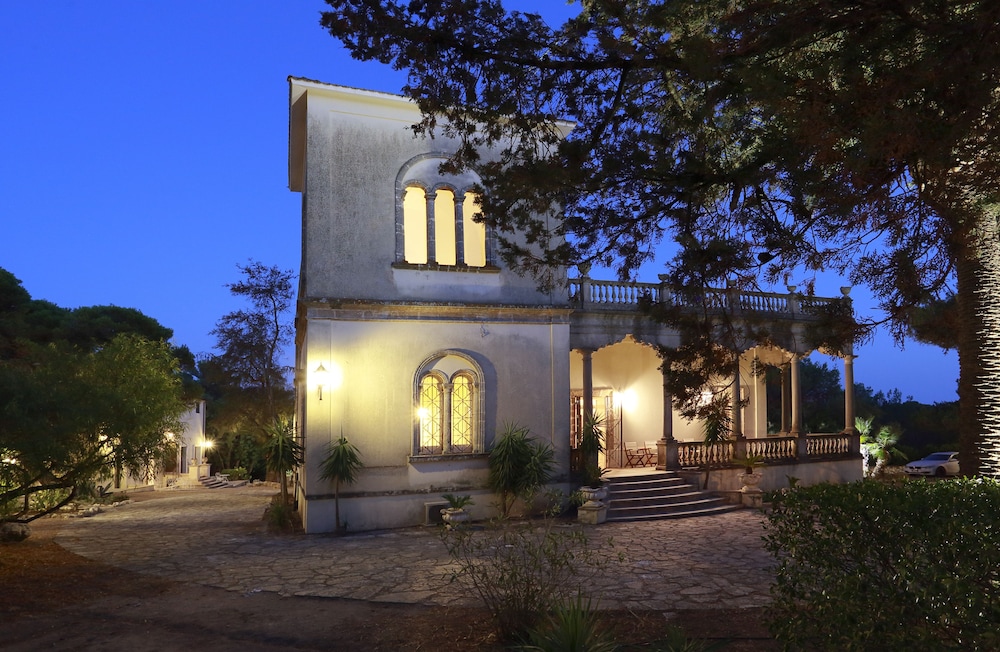 Villa Scinata Historic House view 3