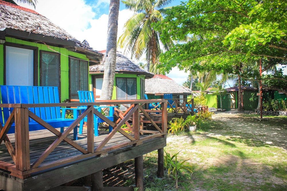 Va-i-moana Seaside Lodge