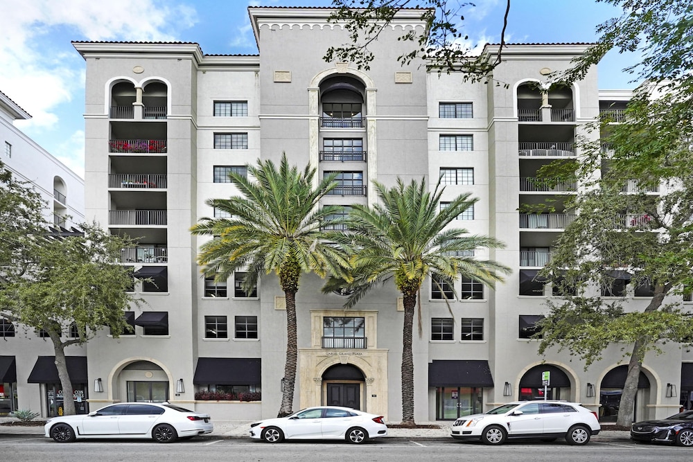 Dharma Home Suites Coral Gables at Gables Grand Plaza, 写真 50