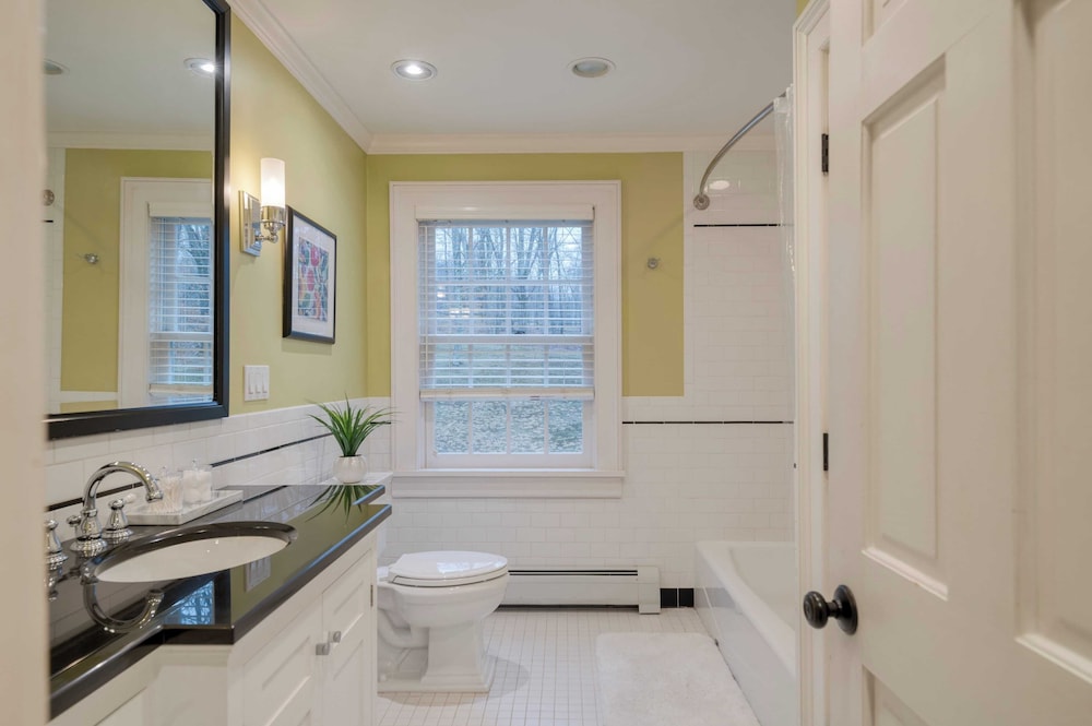 Secluded Berkshires Estate + Private Pond/pool,theater, Gym Sunny Pond