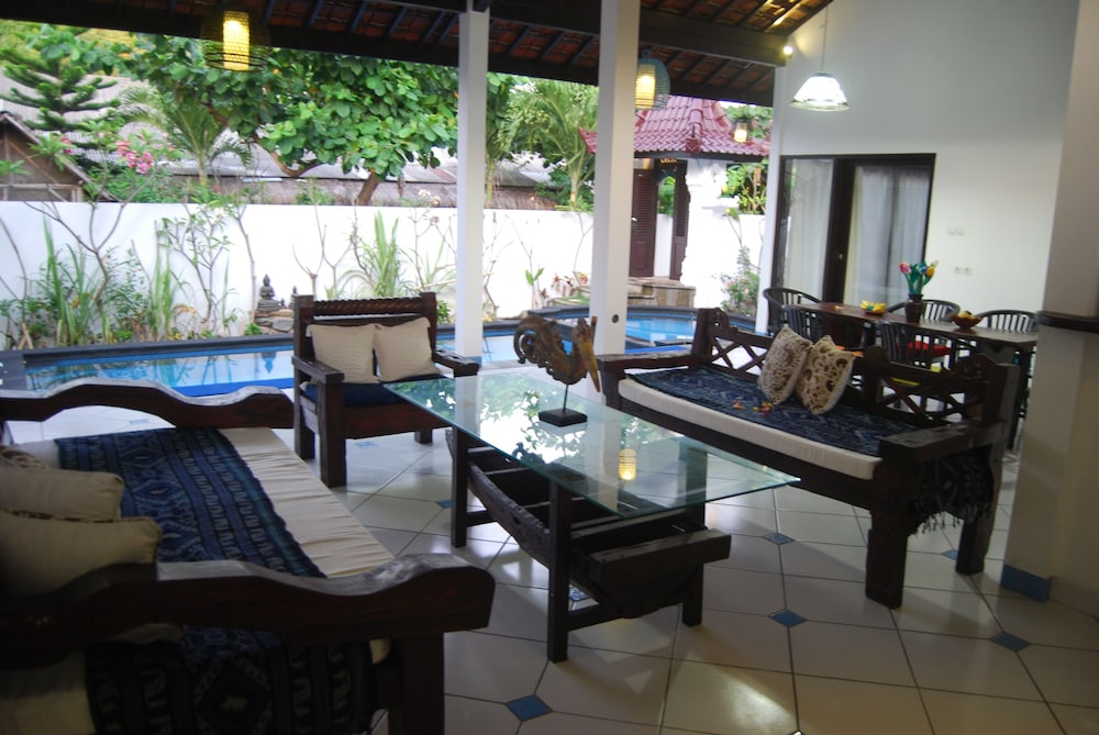Ambary House