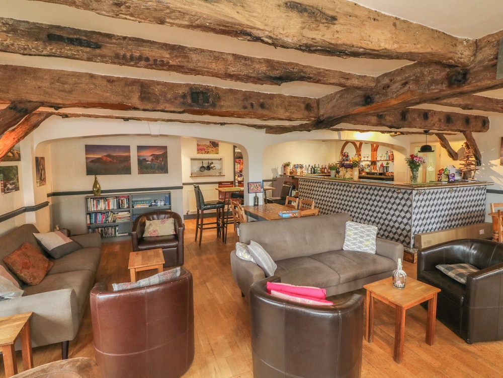 Chalet Log Cabin L3