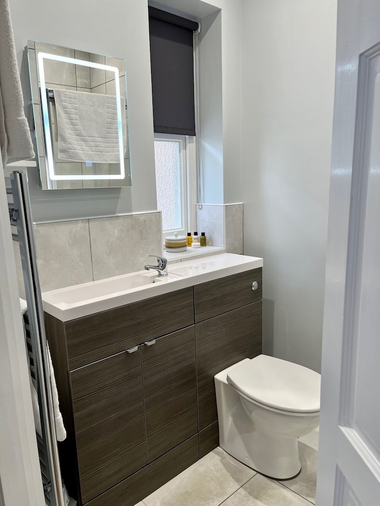 Lynton Vacations - Southcliffe Bed  Breakfast - Property Image 111