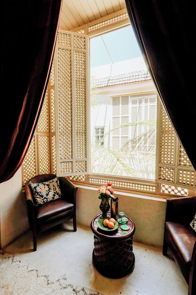 Riad dar ayur