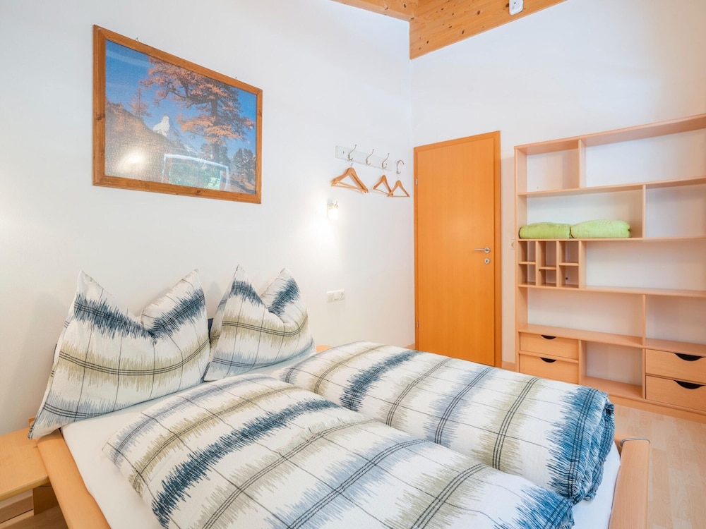 Group Apartment in Reitleben Directly on the Lake