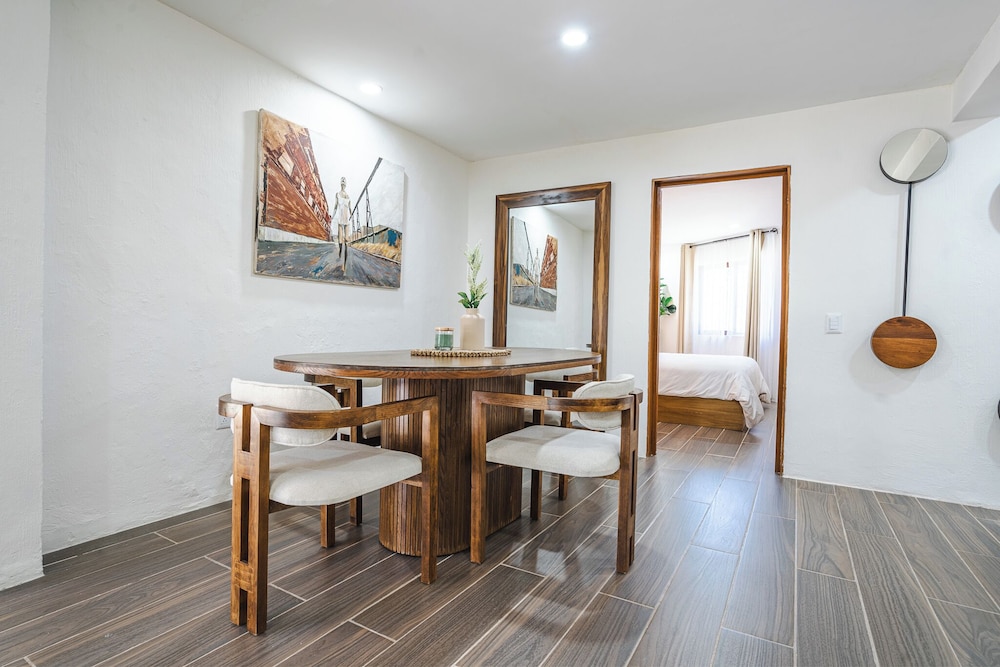 Charming Bungalow Cajititlan 2 Beds Pool