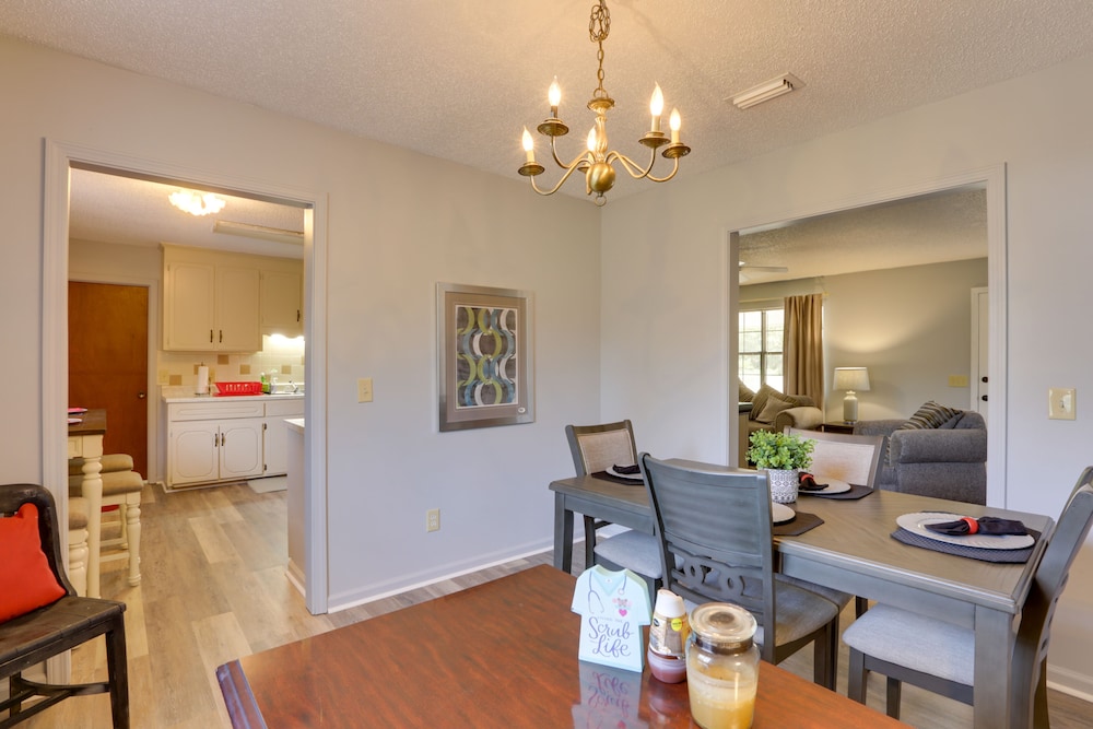 Pet-friendly Slocomb Vacation Rental w/ Sunroom! - Property Image 2