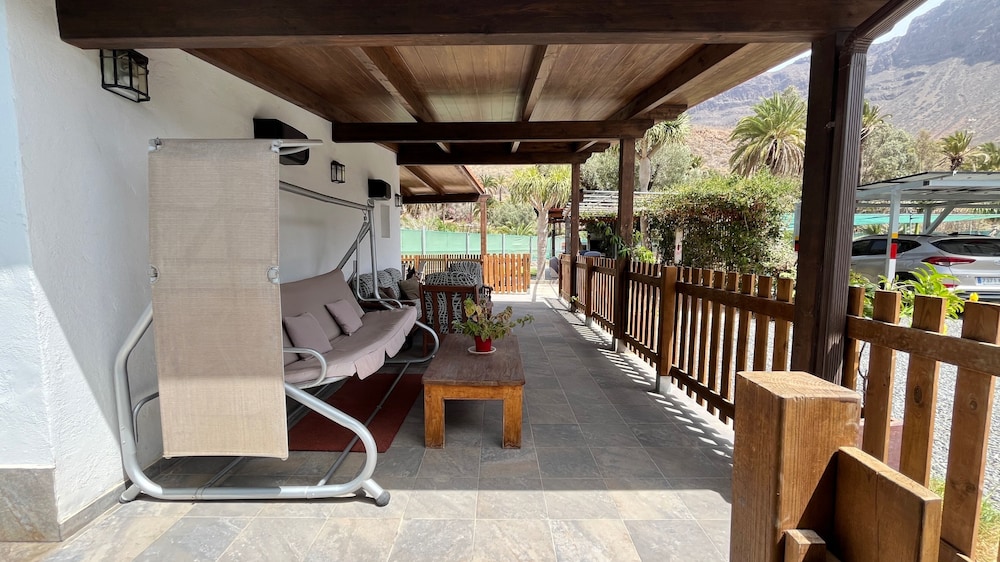 Large Country House Near Maspalomas & Fataga