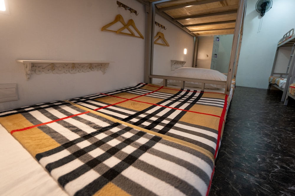 OSS Backpackers Hostel