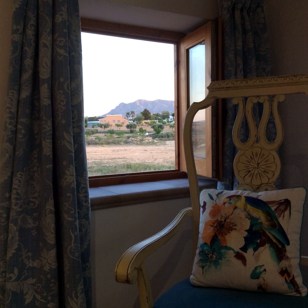 Los Cuatro Vientos B&B
