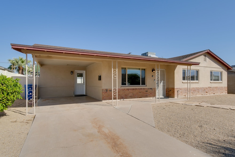 Tempe Home w/ Hot Tub Next to Papago Park view 5
