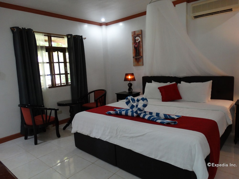 Anda White Beach Resort 6
