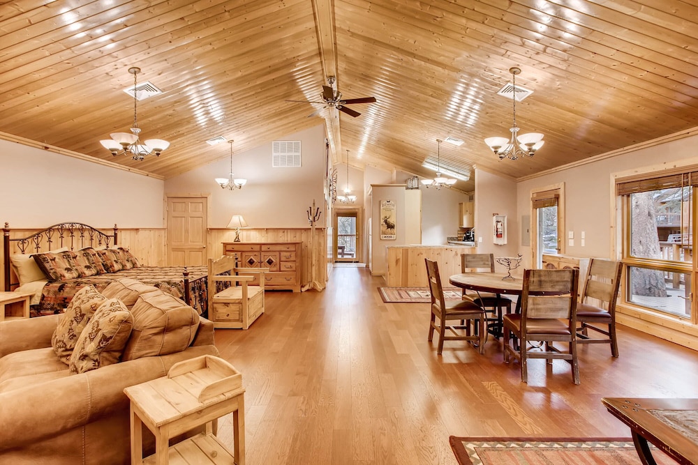 Estes Park Condos - Property Image 124