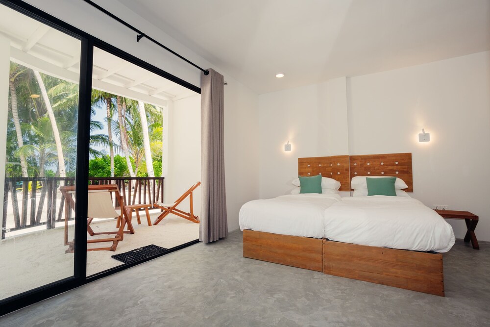 Azul Retreat