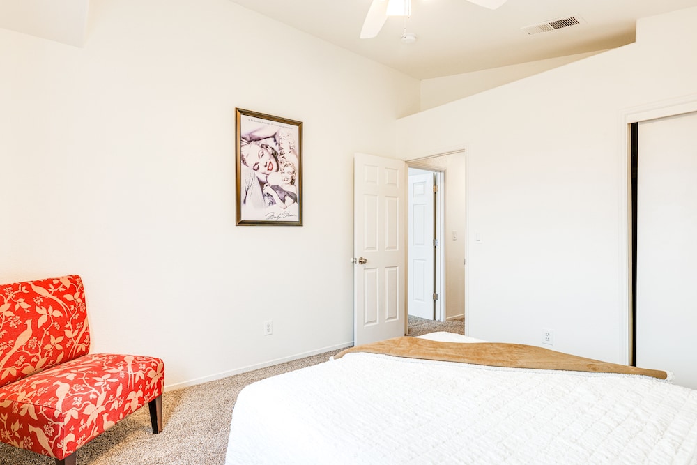 Los Banos Vacations - Spacious Los Banos Home w/ Patio - Dogs Welcome! - Property Image 2