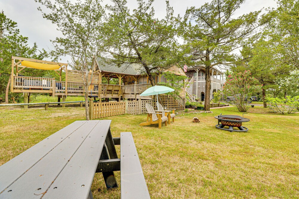 Hot Tub Haven: Creekside Cabin in Frisco!