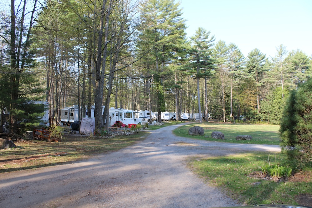 Alpine Lake RV Resort
