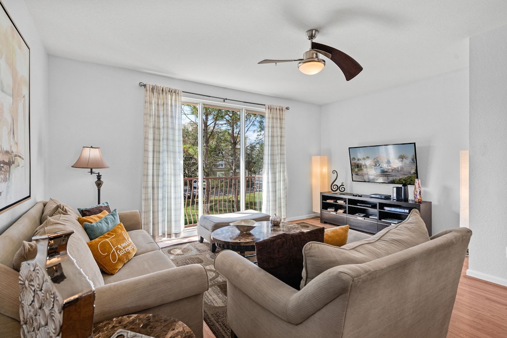 Comfortable 3BR Near Convention Center Epic Park