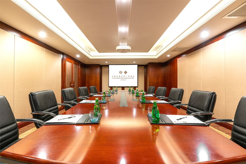 Yun-Zen Jinling World Trade Plaza Hotel