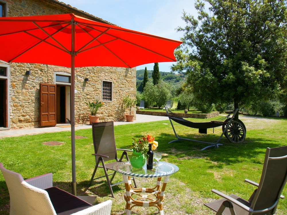 Farmhouse in Vinci With Pool and Tuscan Views view 3