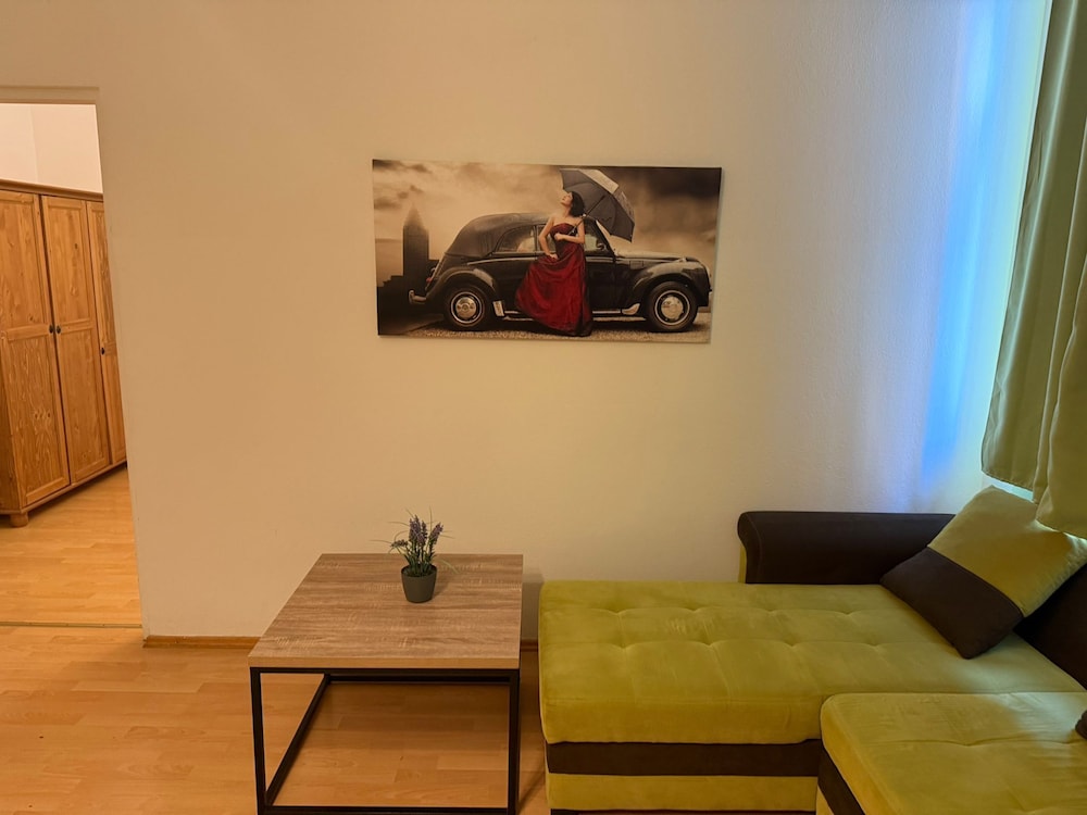 Cozy 3BR Apt Vienna City Center