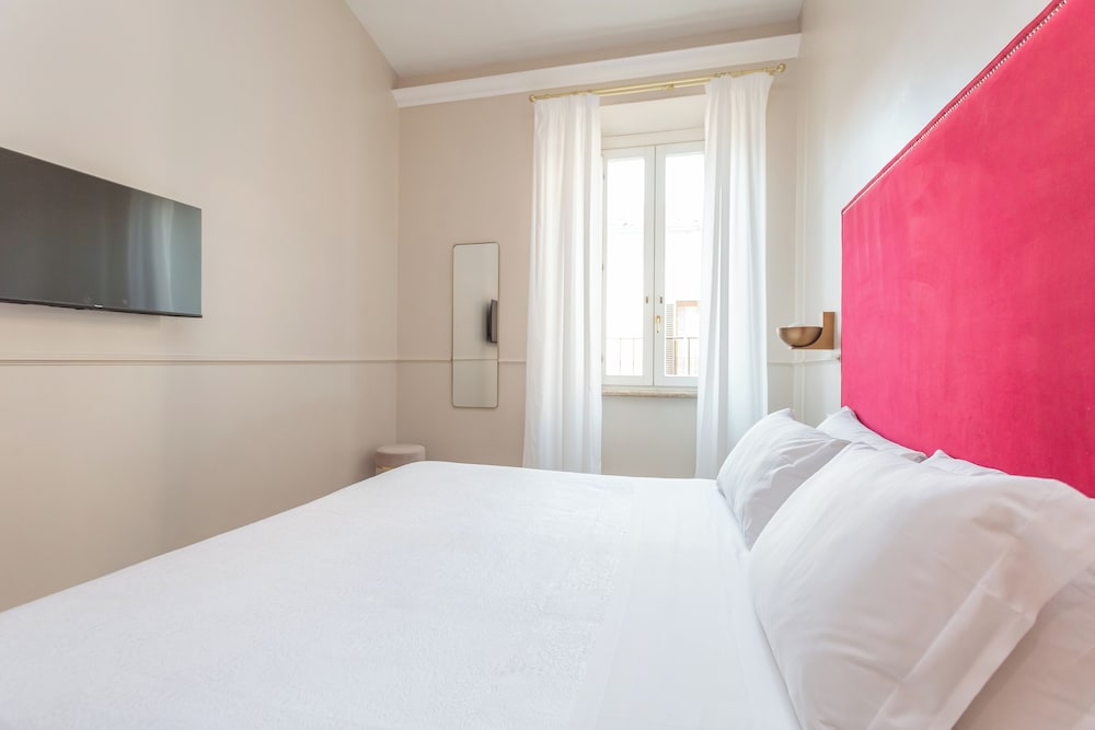 Daplace - La Mongolfiera Rooms in Navona