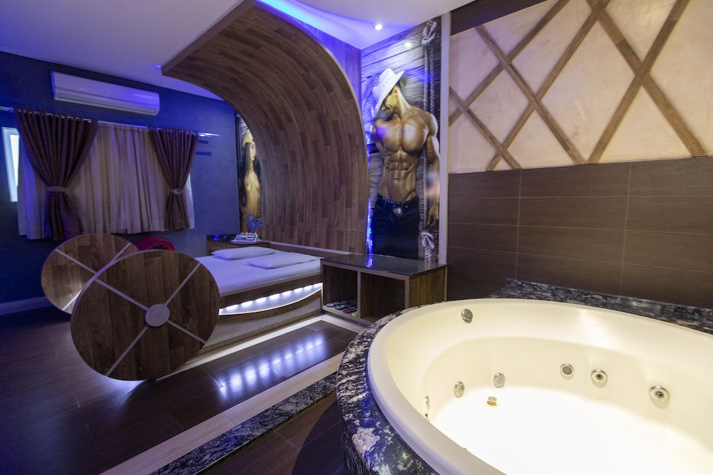 Troia Motel