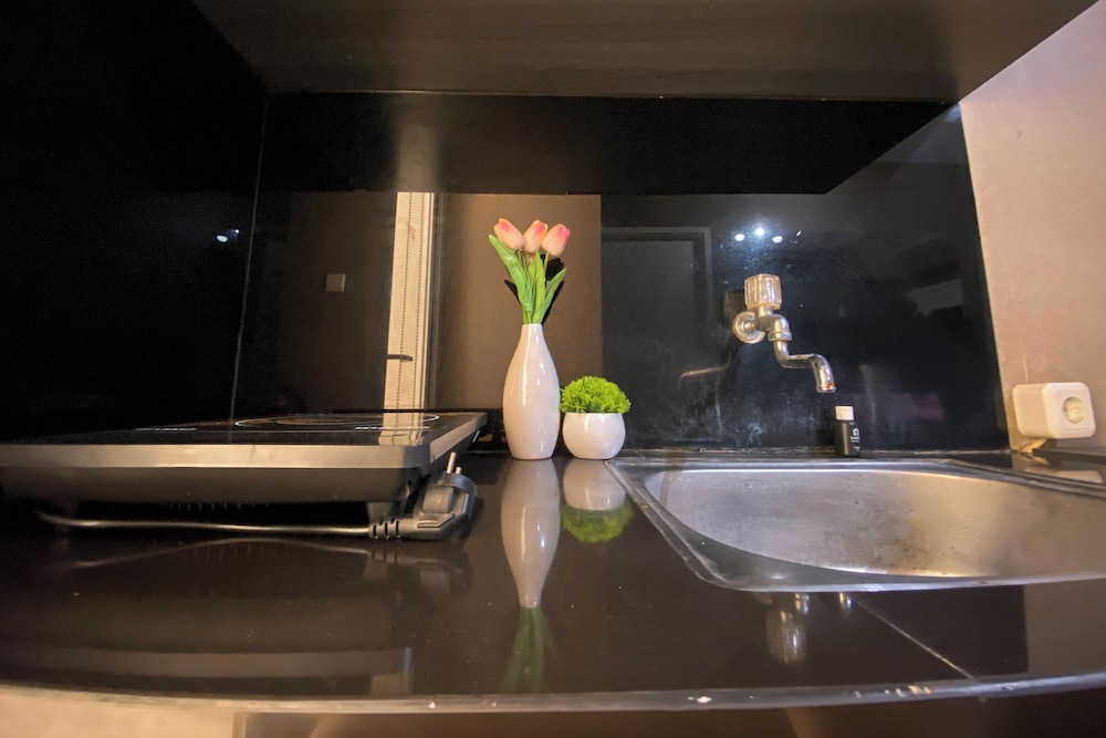 Pleasurable 2BR Apartment Parahyangan Residence