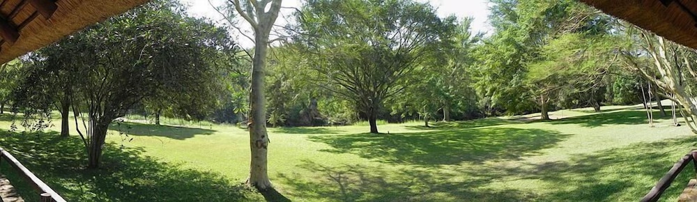 Kwambali Riverside Lodge